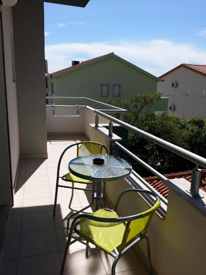 Grey House Makarska Exterior photo
