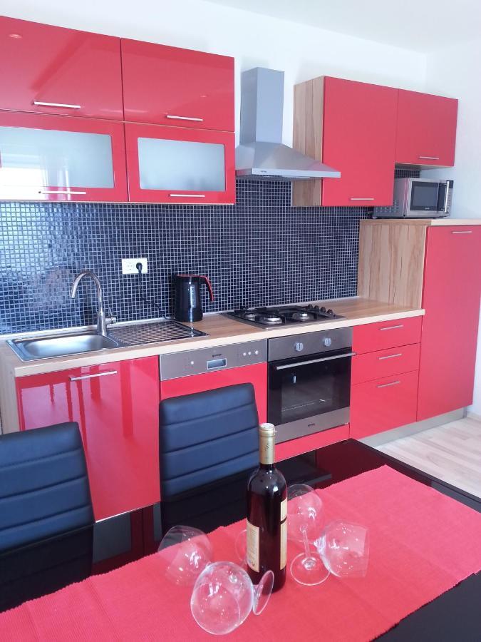 Grey House Makarska Exterior photo