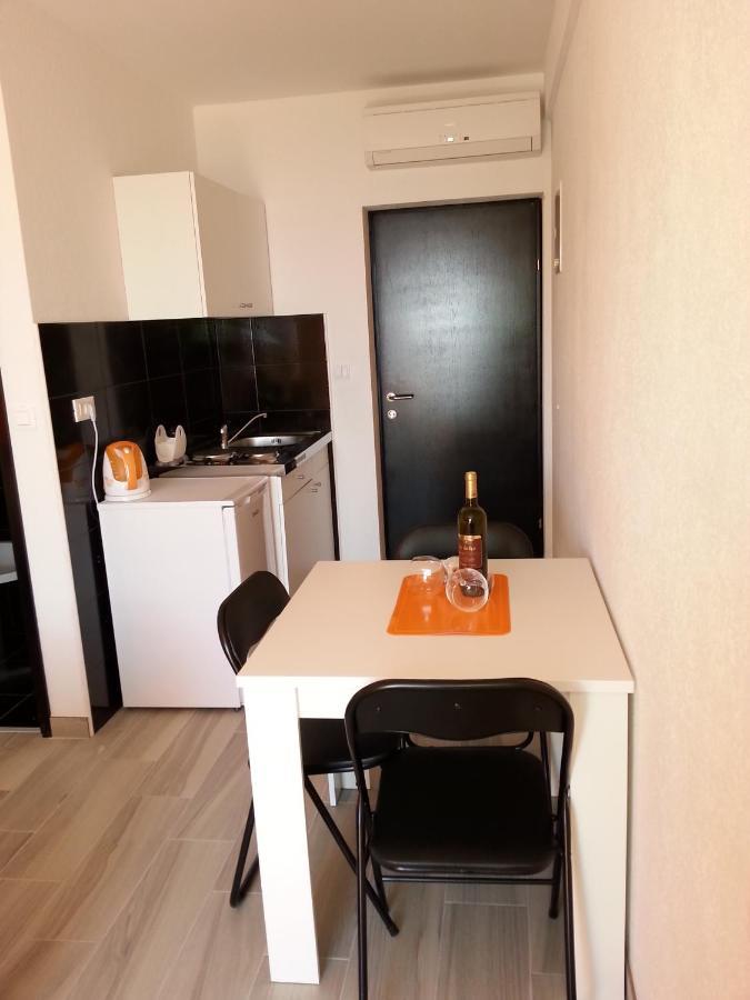 Grey House Makarska Exterior photo