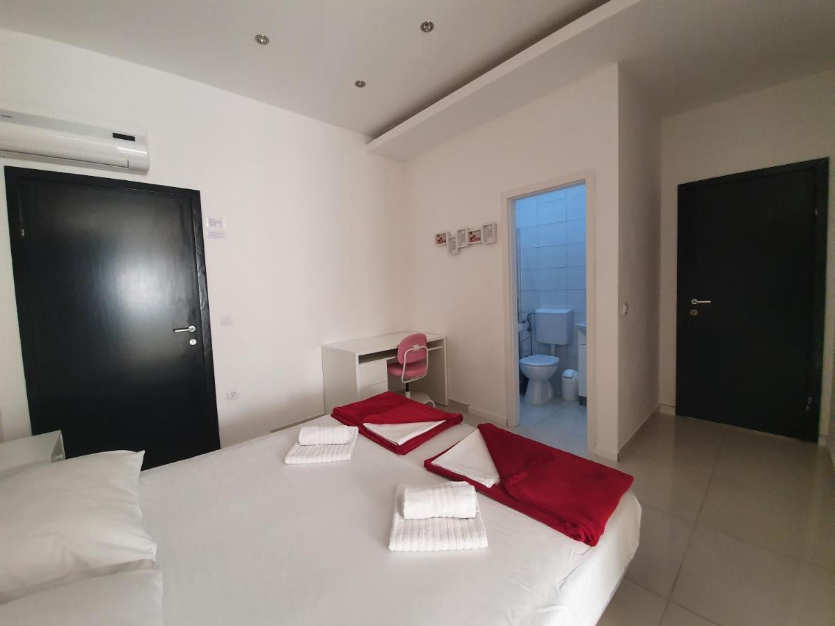 Grey House Makarska Exterior photo