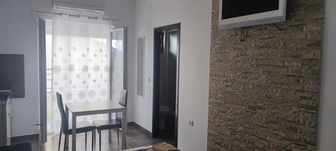 Grey House Makarska Exterior photo
